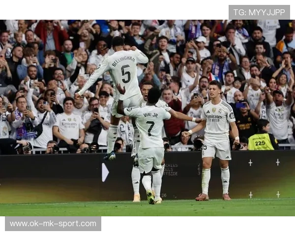 马德里德比大战精彩纷呈，皇马迎战巴萨！，这次比赛皇家马德里队打败了巴塞罗那队得了冠军