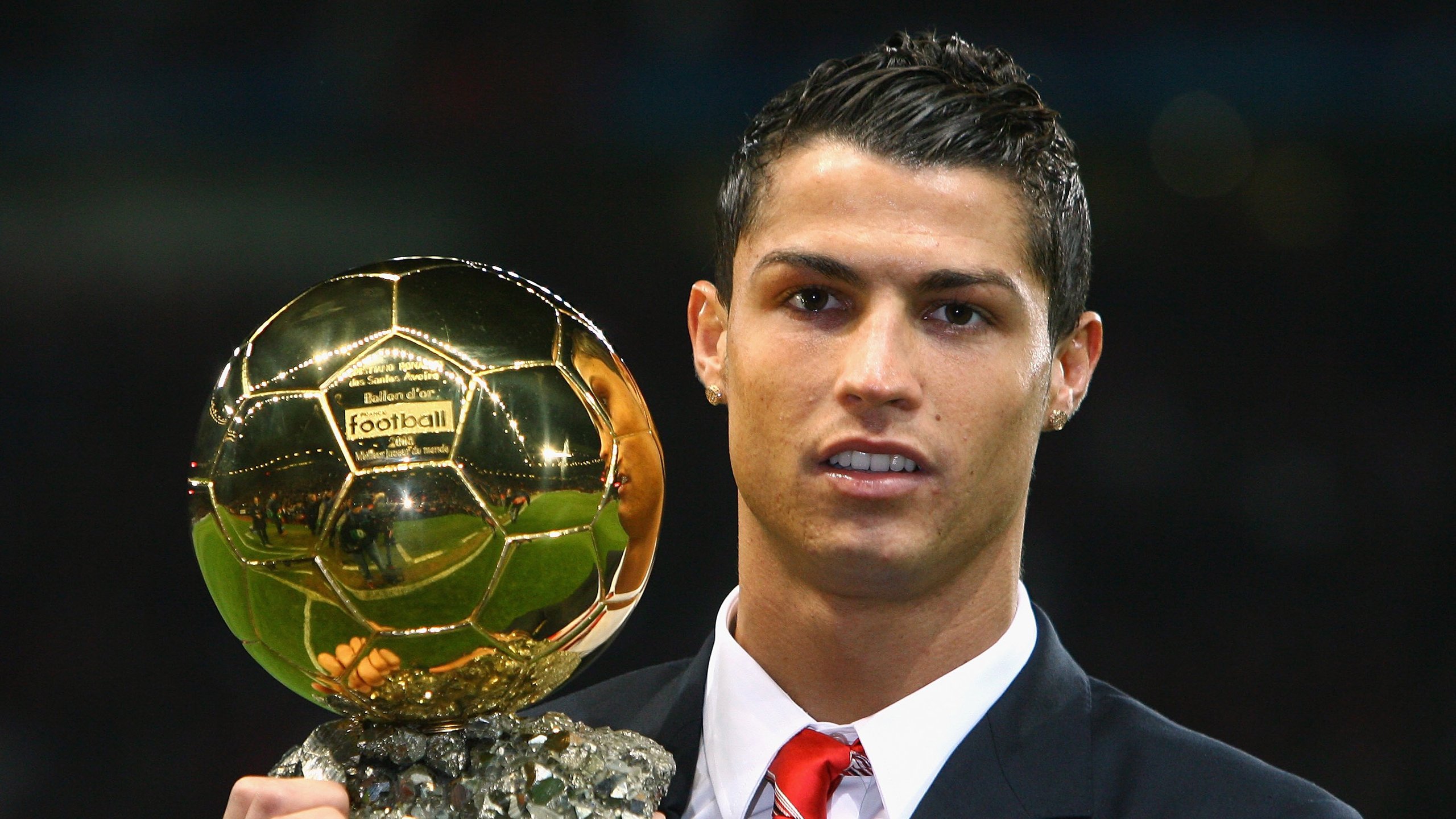 胡贝特·科斯以冷静沉着赢得胜利,胡安贝坦科特