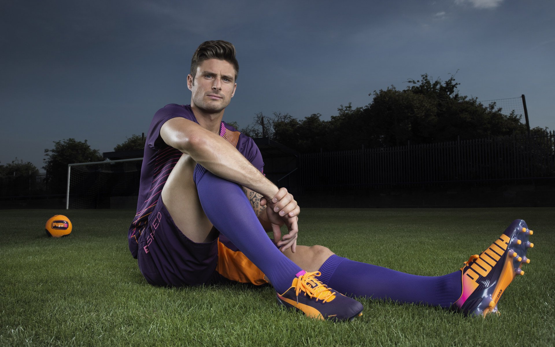 mk体育下载-英超最后冲刺：逆转、绝杀让人心跳加速，英超最后一轮直播